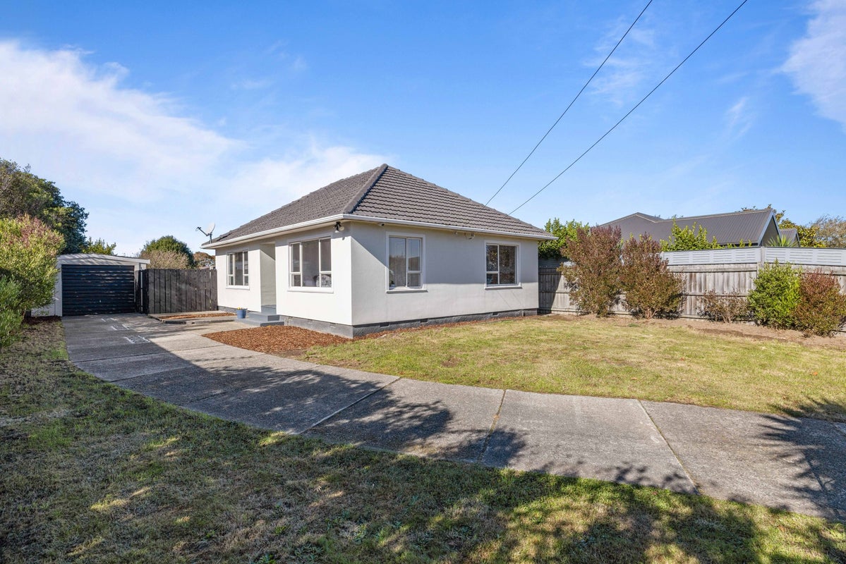 30 Willryan Avenue, New Brighton, Christchurch - Carousel 1