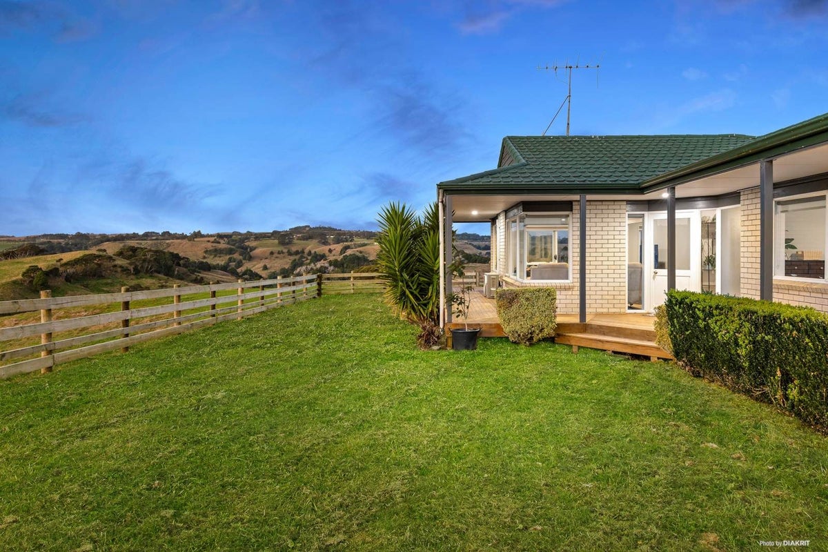 400 Ponganui Road, Onewhero, Tuakau - Carousel 1
