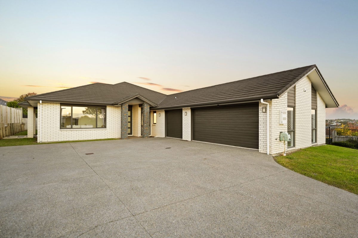 22 Wishbone Court, Flagstaff, Hamilton - Carousel 1