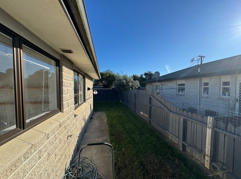 100B Mayfair Avenue, Mayfair, Hastings - Carousel 12