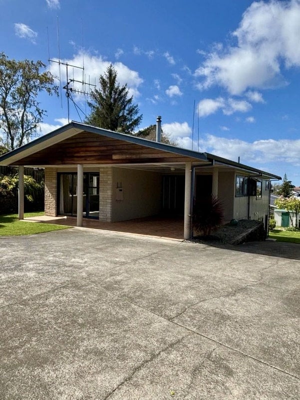 122 Ridge Street, Otumoetai, Tauranga - Carousel 1