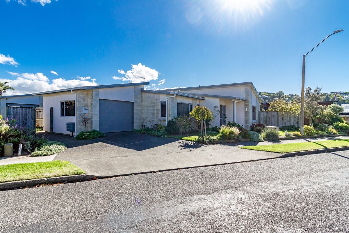 1 Herrick Street, Marewa, Napier - Carousel 18
