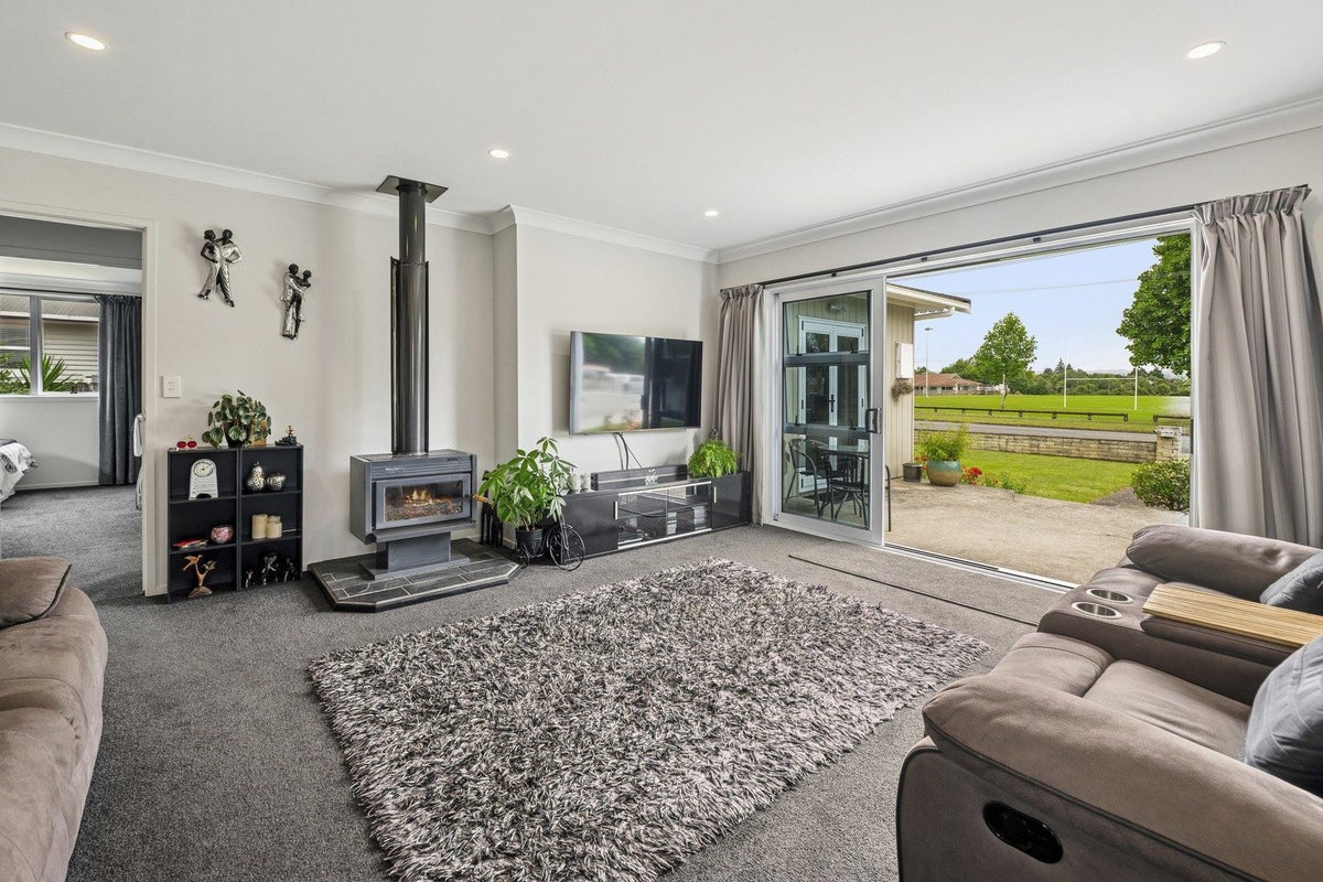 27 Beaumont Road, Ngongotaha, Rotorua - Carousel 2