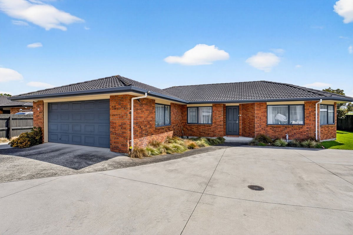 23 Raabia Close, Parakai, Helensville - Carousel 1