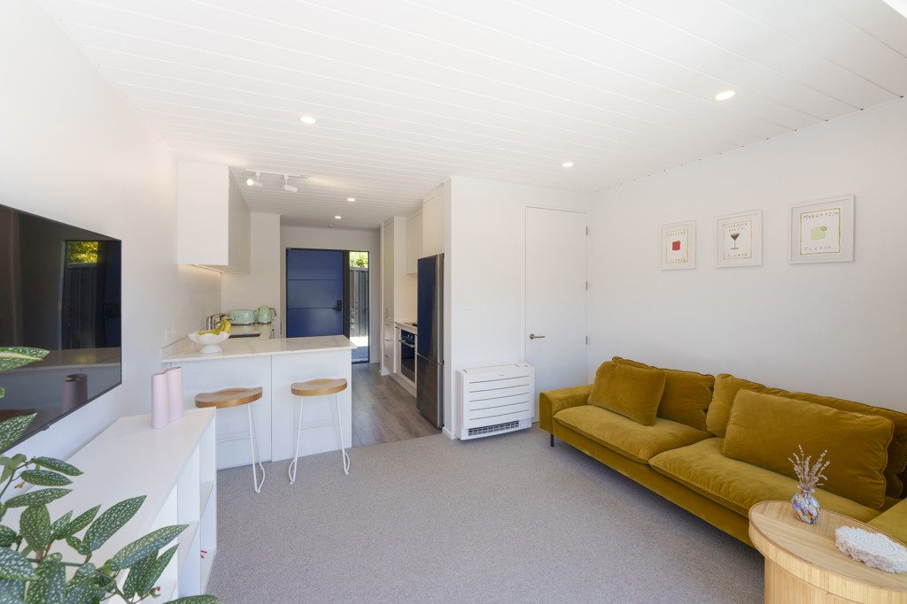 8B Champion Street, Edgeware, Christchurch - Carousel 2