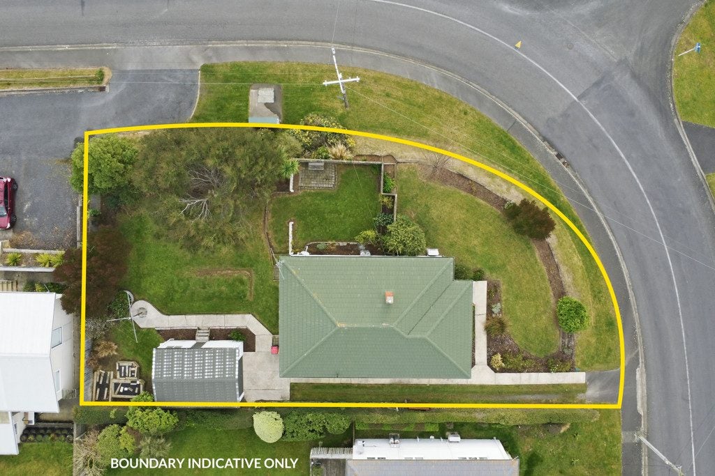4 Eastbank Street, Waverley, Dunedin - Carousel 26