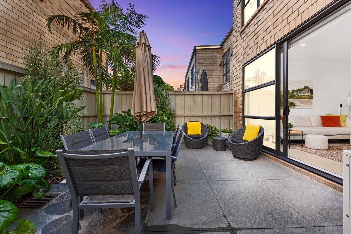 110 Stonemason Avenue, Stonefields, Auckland - Carousel 2