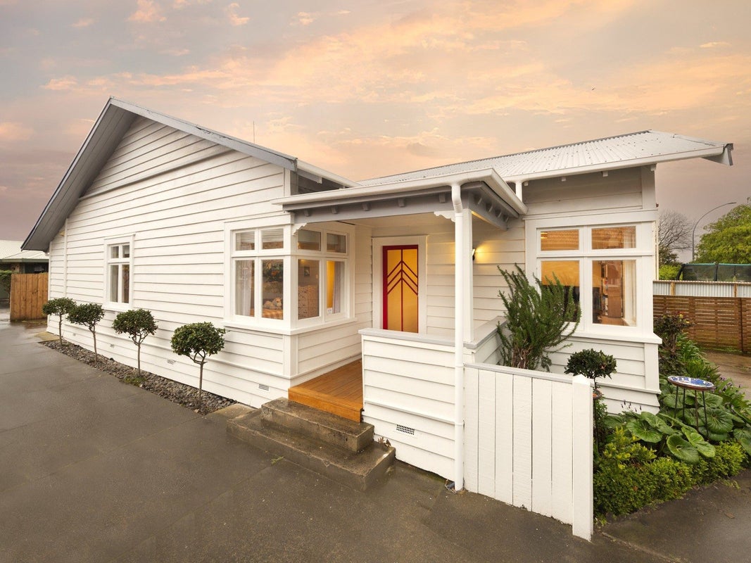 893 Heaphy Terrace, Claudelands, Hamilton - Carousel 1