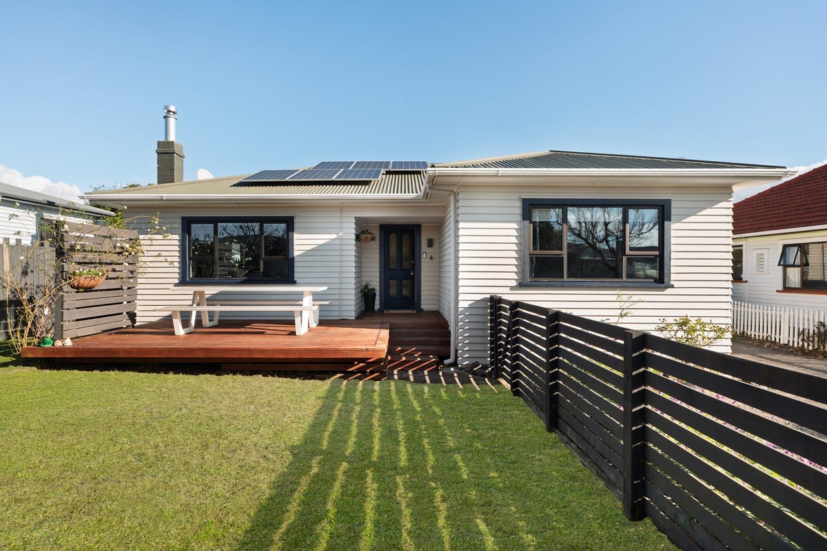 12A Oban Road, Greerton, Tauranga - Carousel 1