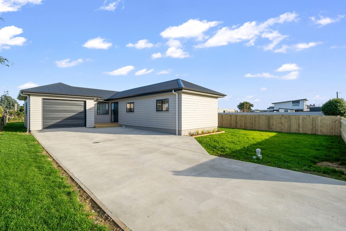 31 Severn Street, Clifton, Invercargill - Carousel 1