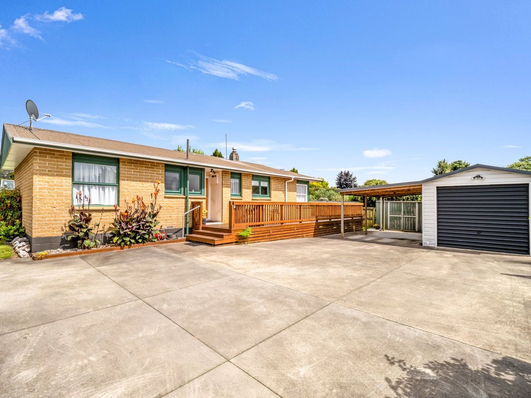 15 School Road, Ngongotaha, Rotorua - Carousel 1