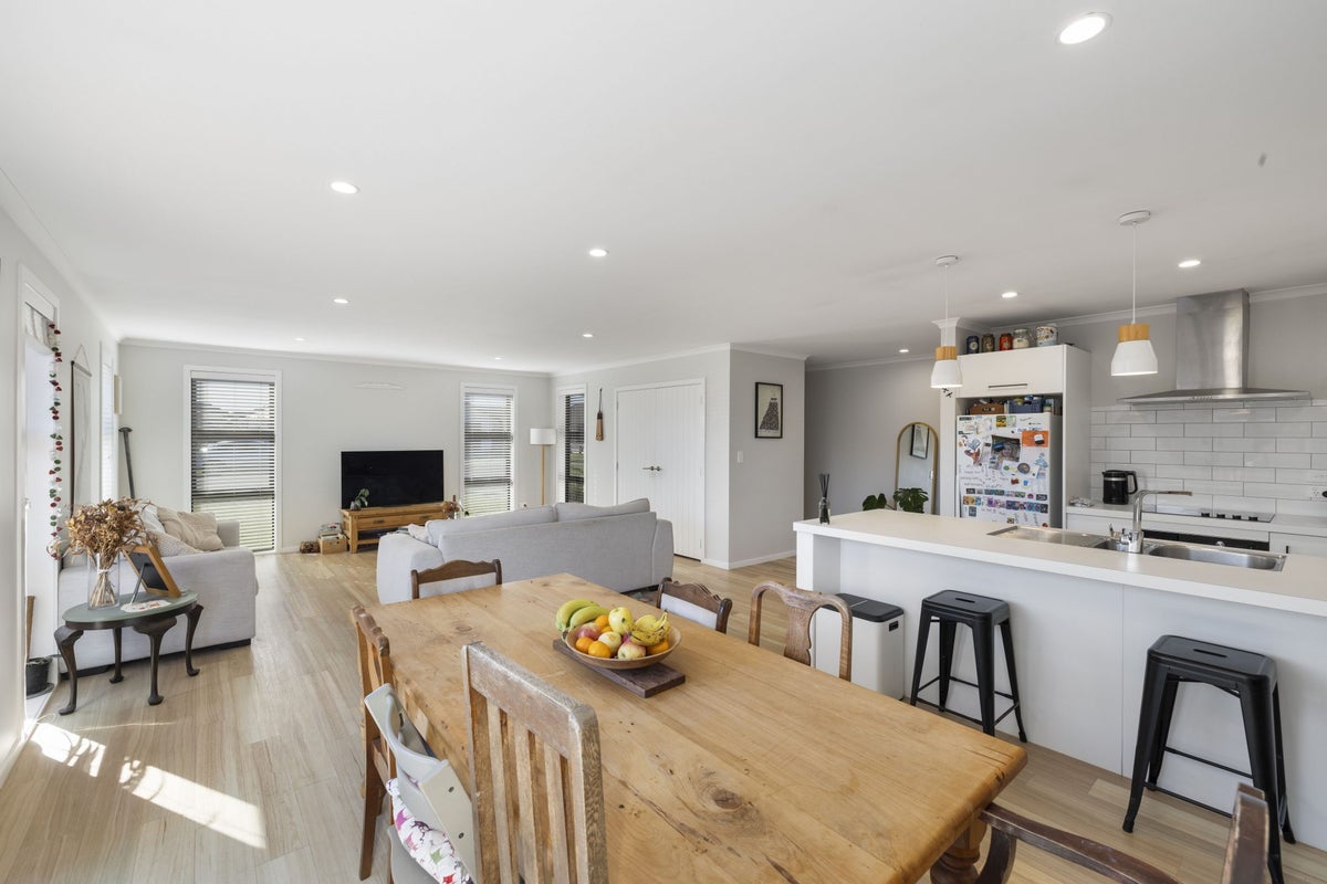3 Fantail Avenue, Carterton, Carterton - Carousel 1
