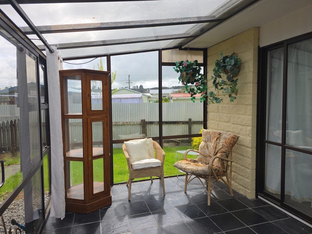 17 Pine Tree Road, Kaniere, Hokitika - Carousel 1