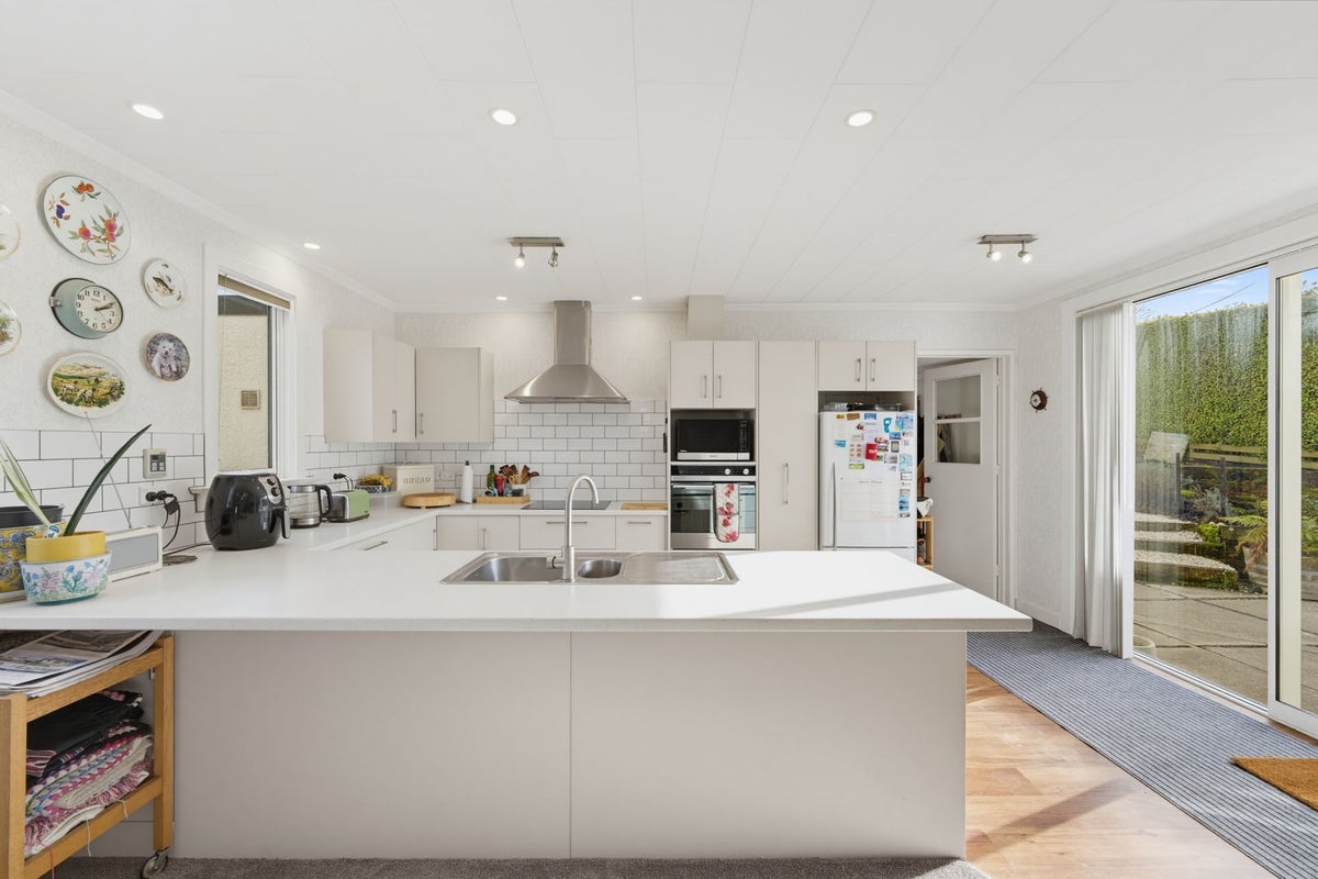 14 Willis Street, Gore, Gore - Carousel 2