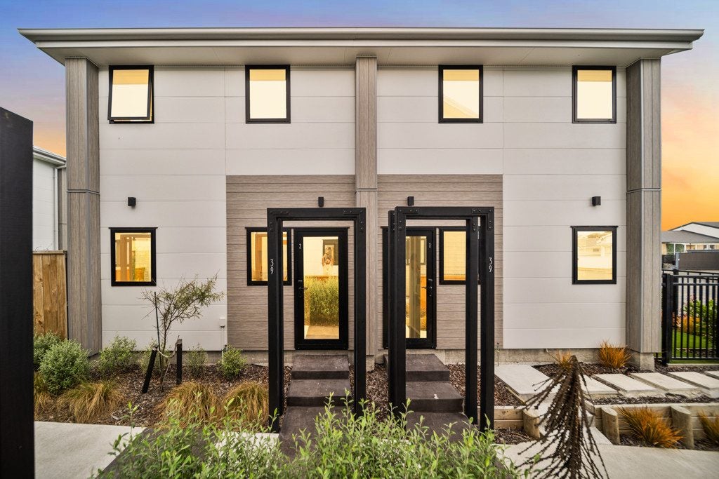 2/39 Oram Avenue, New Brighton, Christchurch - Carousel 1