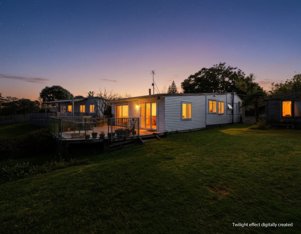 7 Cliff Lane, Waiuku - Carousel 1