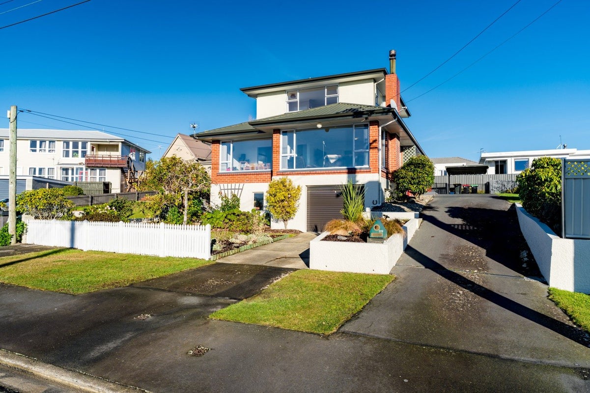 69 Earls Road, Saint Clair, Dunedin - Carousel 30