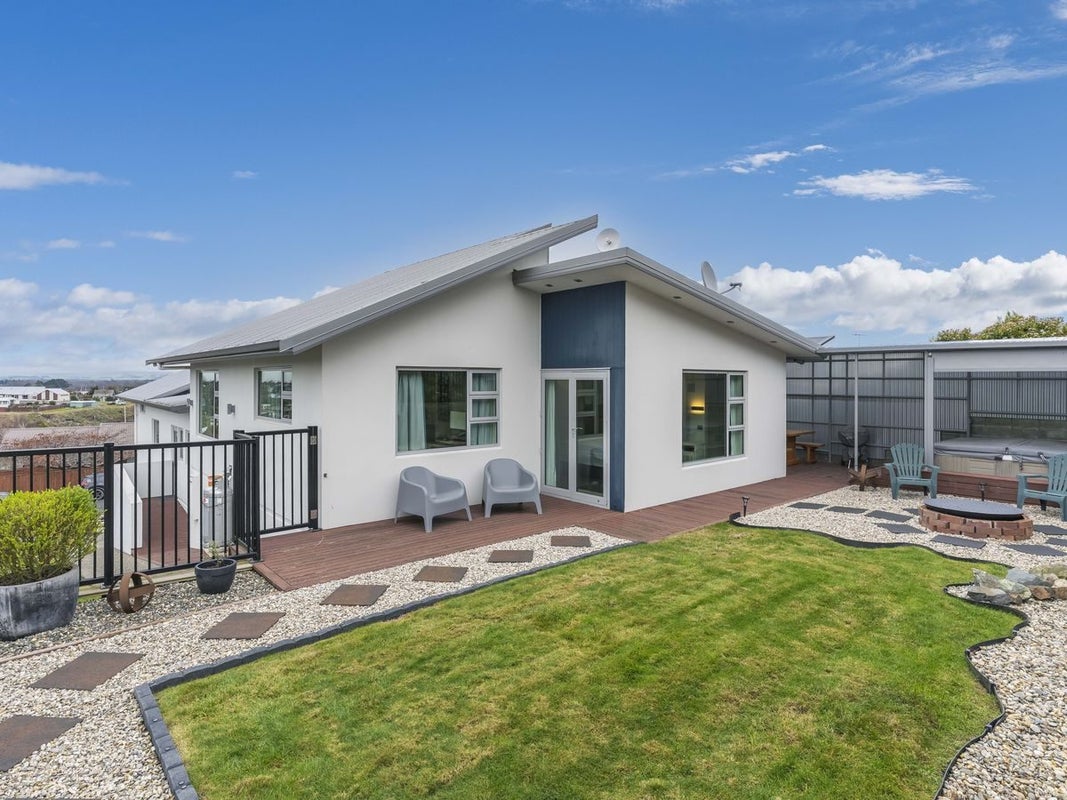 18 Moir Street, Balclutha - Carousel 2