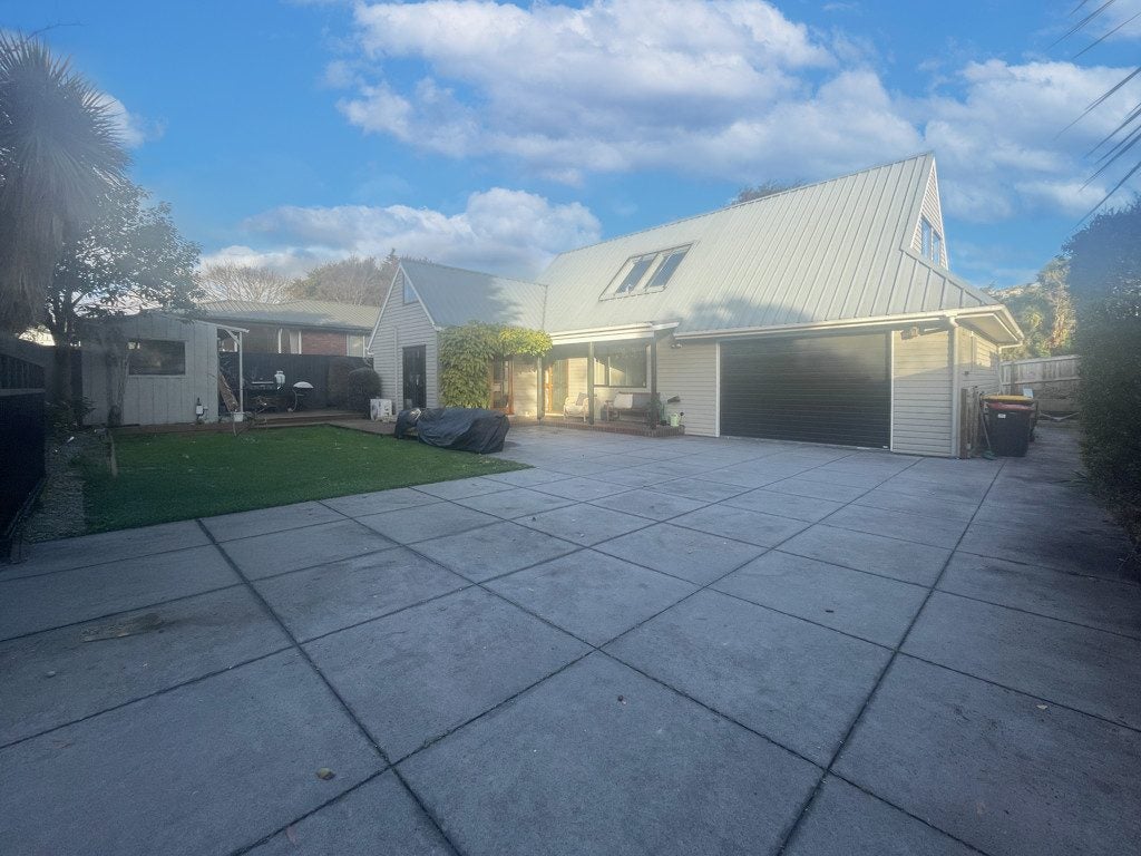 16A Riverview Street, Beckenham, Christchurch - Carousel 2