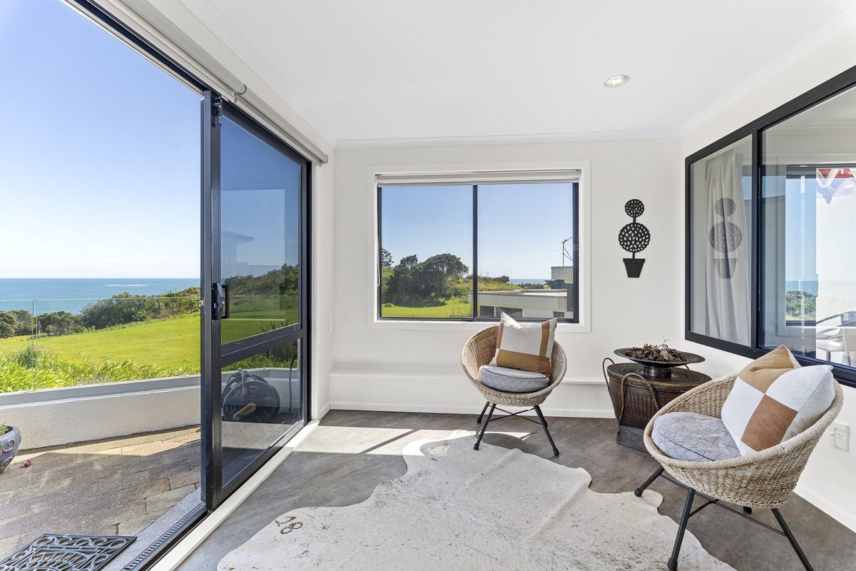3/1 Sackville Street, Fitzroy, New Plymouth - Carousel 1