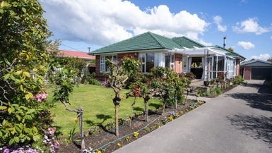 77 Epsom Road, Sockburn, Christchurch - Carousel 1
