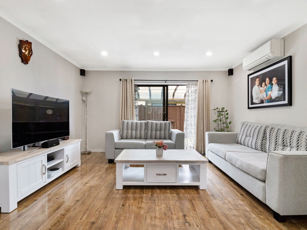5 Sonterra Close, Randwick Park, Auckland - Carousel 2
