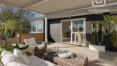 8 Taraire Mews, Pyes Pa, Tauranga - Carousel 1