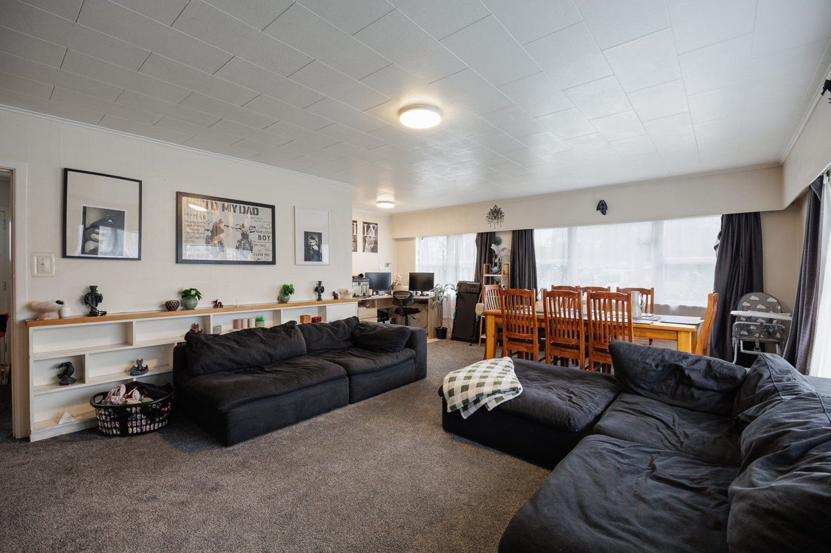 96 Flaxmere Avenue, Flaxmere, Hastings - Carousel 2