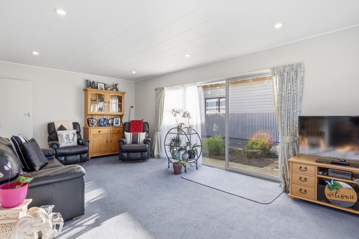 20A Eskvale Street, Saint Kilda, Dunedin - Carousel 2