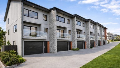 7/21 Valonia Street, New Windsor, Auckland - Carousel 1