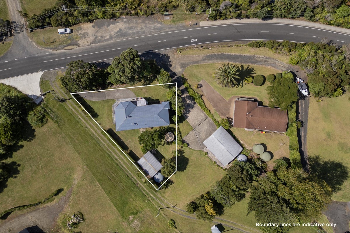 981 Purangi Road, Cooks Beach - Carousel 27