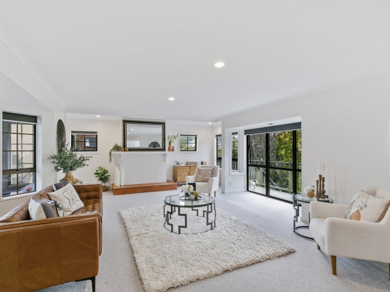 1/6 Ellwood Place, Churton Park, Wellington - Carousel 2