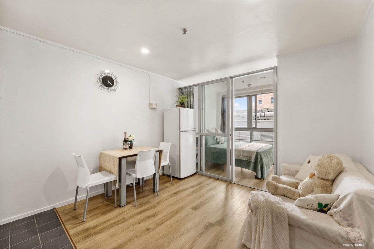 13B/34 Kingston Street, Auckland Central, Auckland - Carousel 1