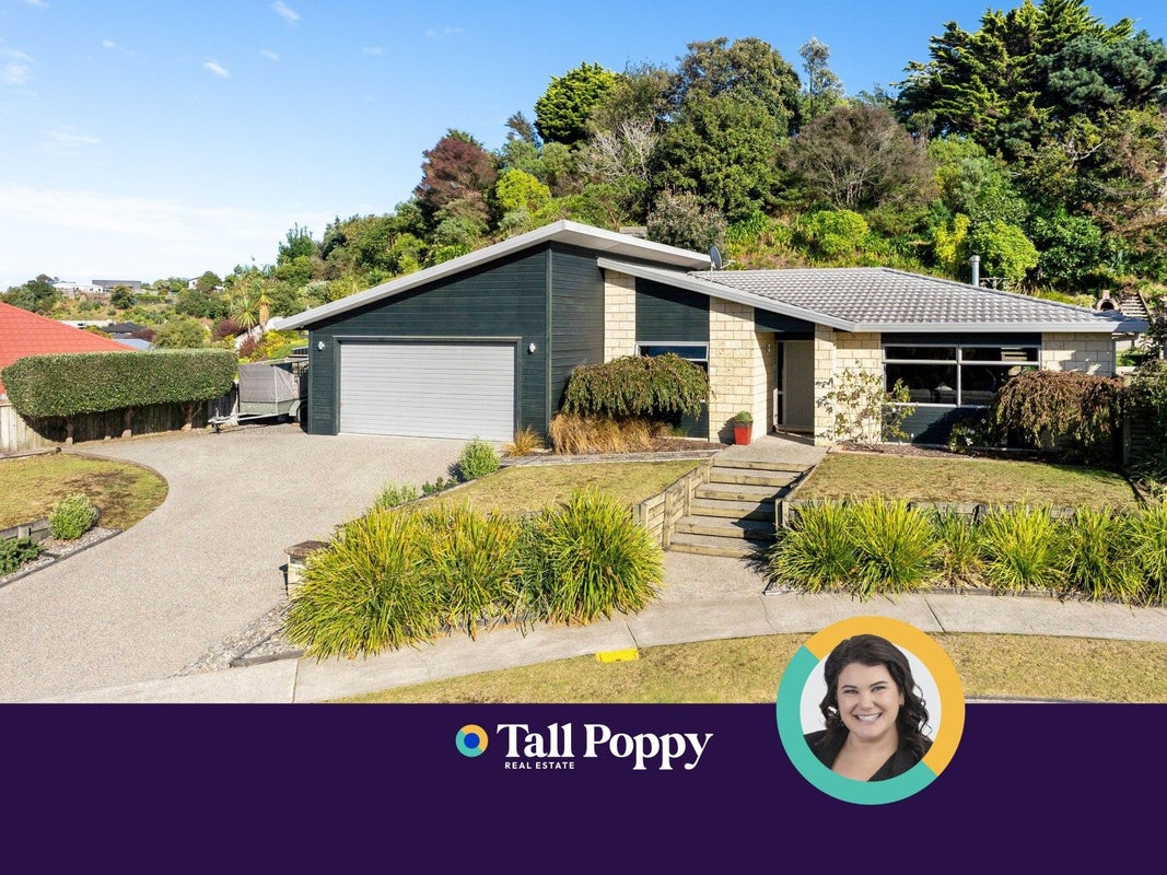 14 Leanne Way, Waikanae Beach, Waikanae - Carousel 1