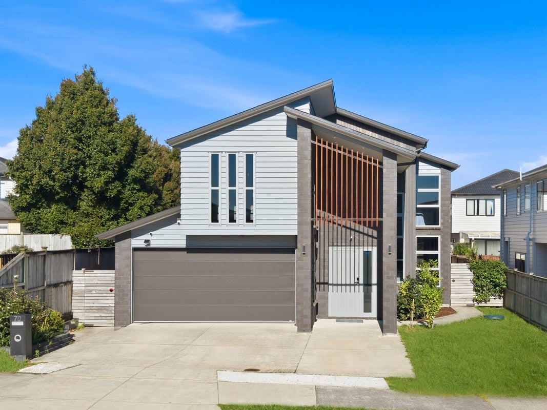 70 Hughs Way, Flat Bush, Auckland - Carousel 1