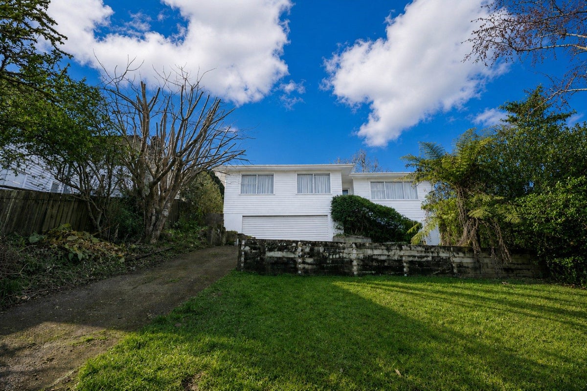 12 Ragley Street, Titirangi, Auckland - Carousel 6