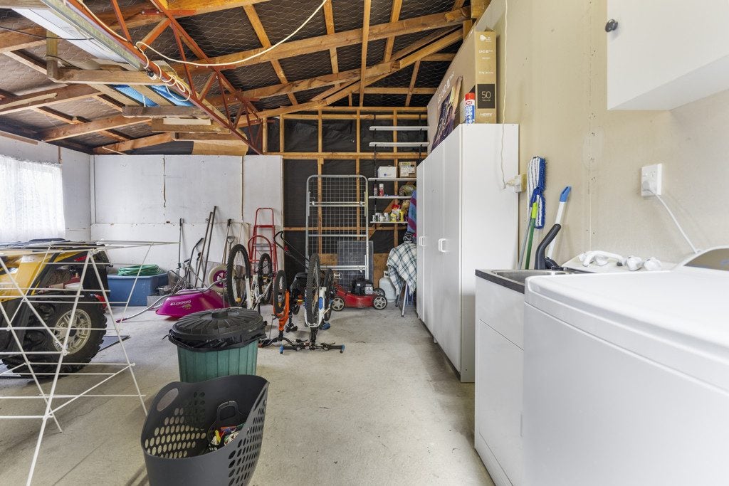 6 Cousins Avenue West, Foxton Beach, Foxton - Carousel 32