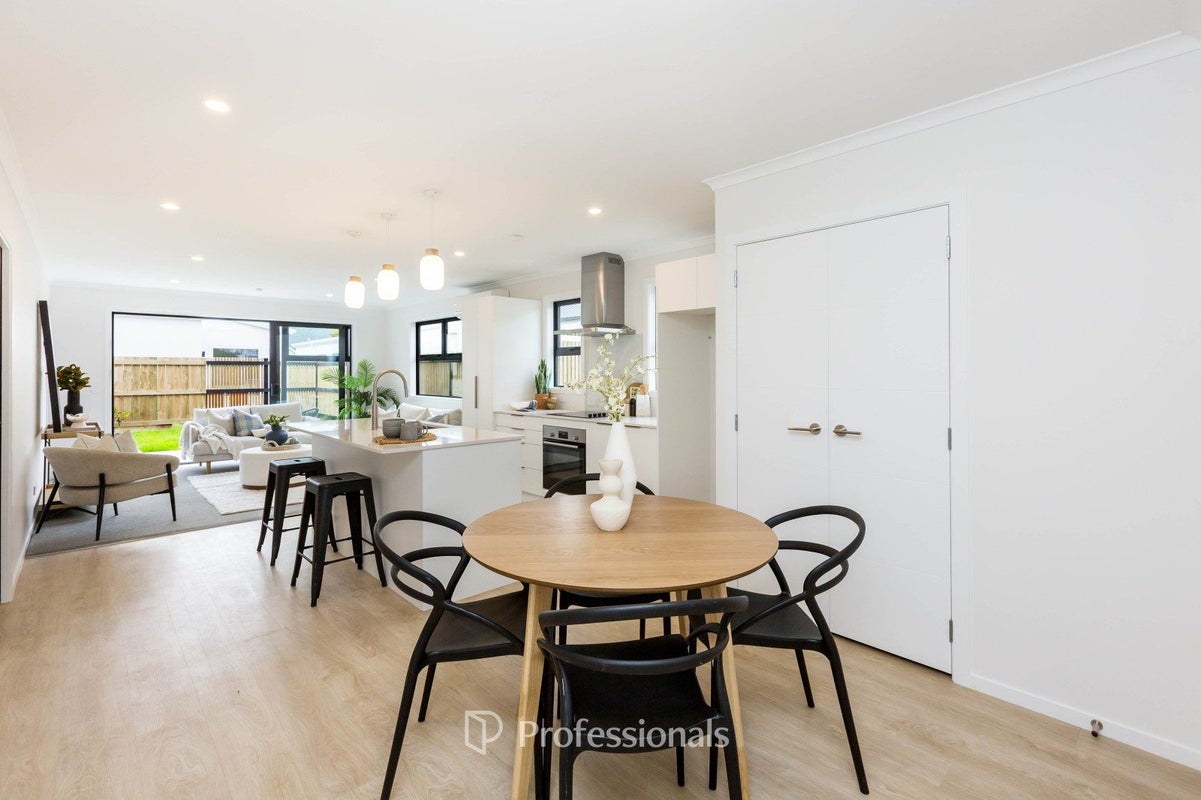 63A Golders Road, Elderslea, Upper Hutt - Carousel 2