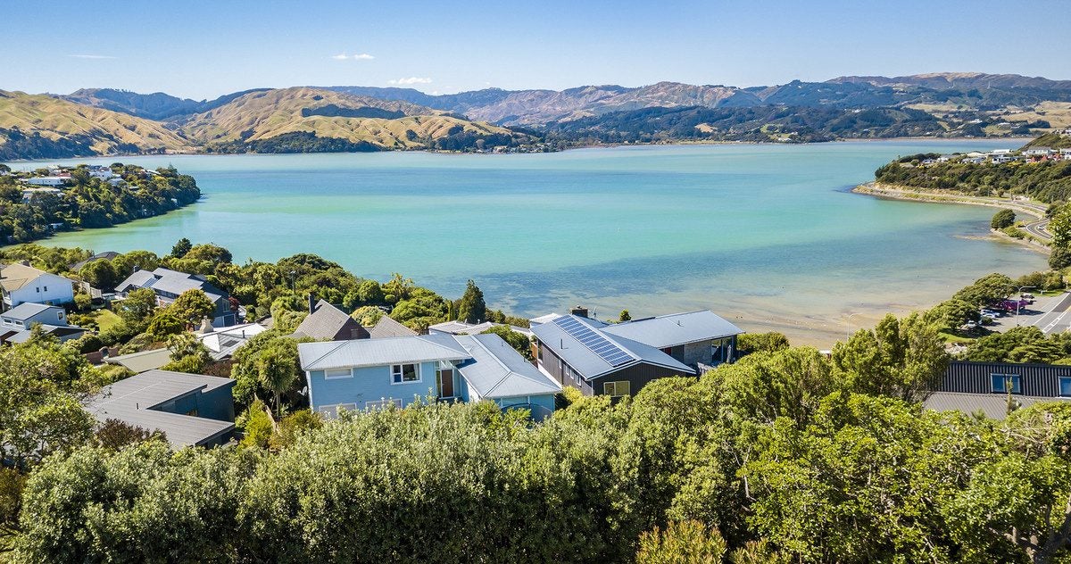 14 Kenef Road, Paremata, Porirua - Carousel 1