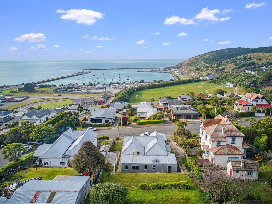 62 Tees Street, South Hill, Oamaru - Carousel 2