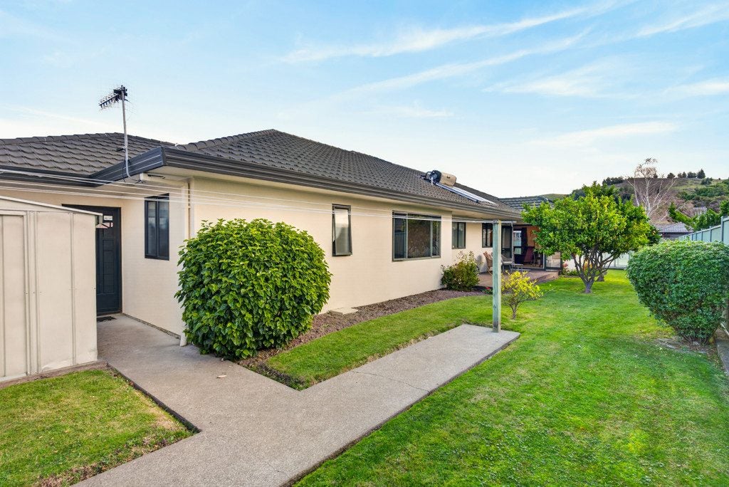 8 Thode Place, Greenmeadows, Napier - Carousel 17