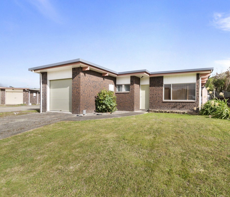 26 Wills Crescent, Ashhurst, Ashhurst - Carousel 1