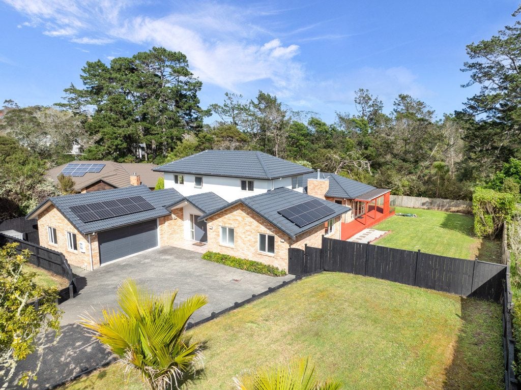 42 Shelter Drive, Greenhithe, Auckland - Carousel 1