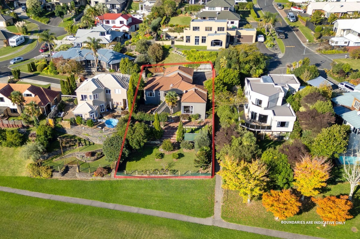 10 Strata View, Western Heights, Hamilton - Carousel 1