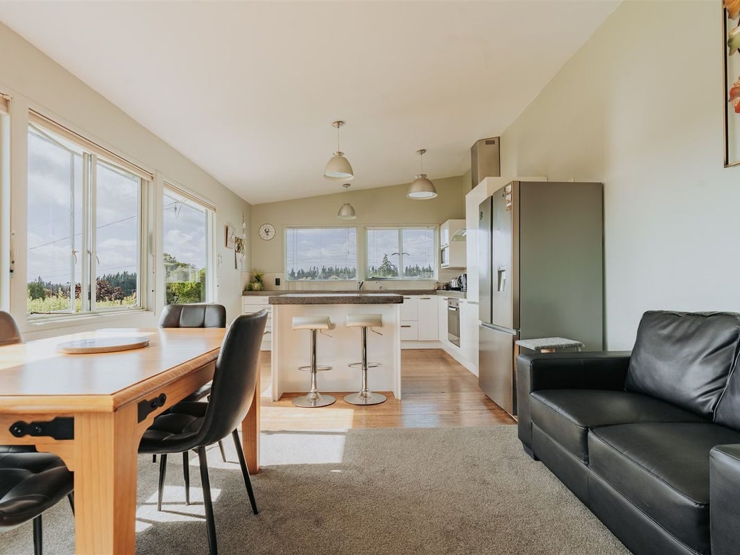 10 Armstrong Street, Balclutha - Carousel 2