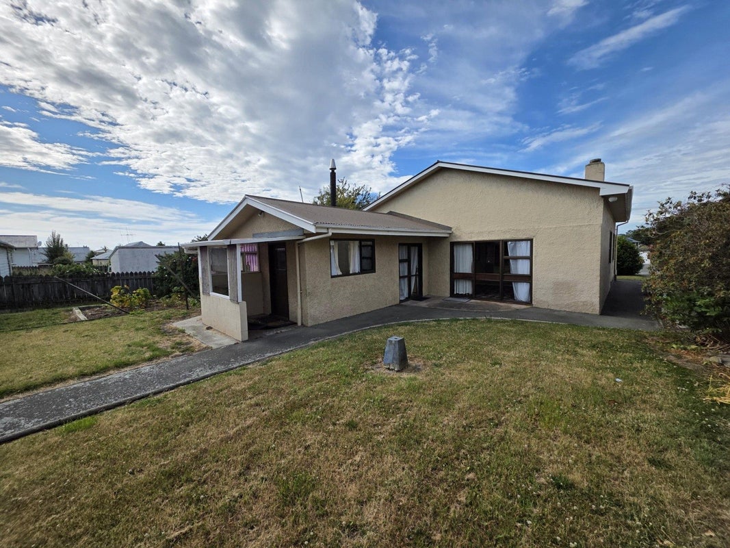 40 Nen Street, Oamaru - Carousel 2