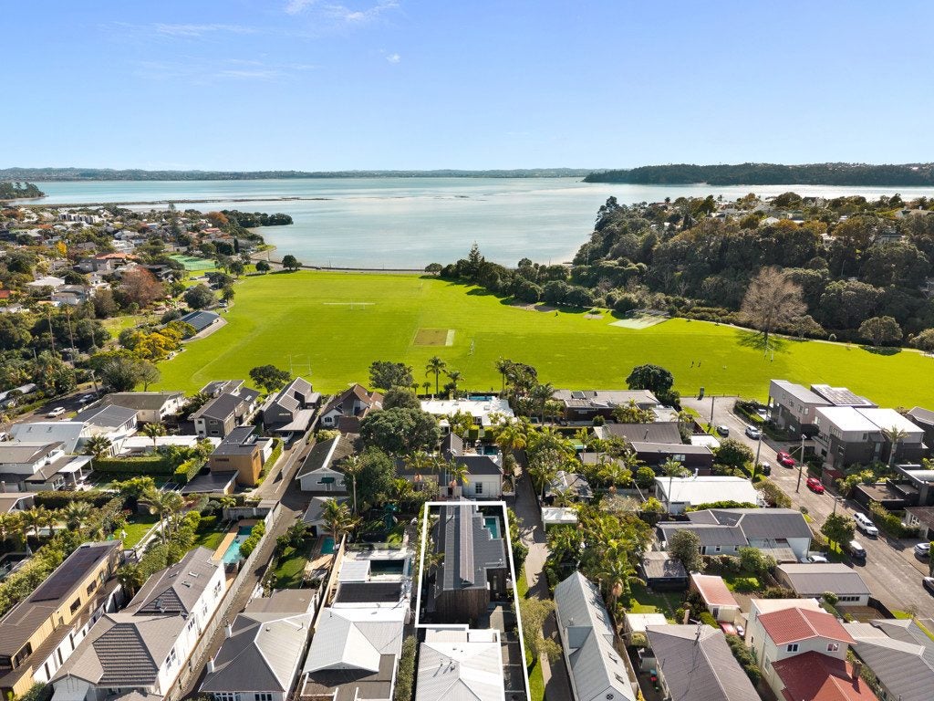 32 Edgars Road, Westmere, Auckland - Carousel 14