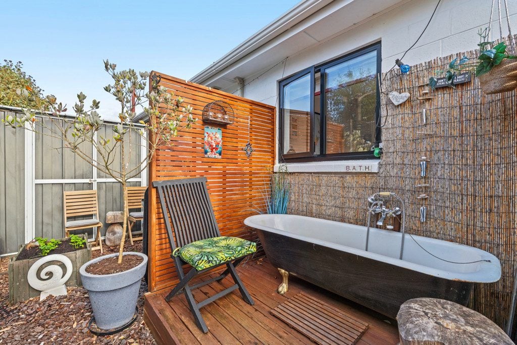 1/71 Estuary Road, New Brighton, Christchurch - Carousel 2