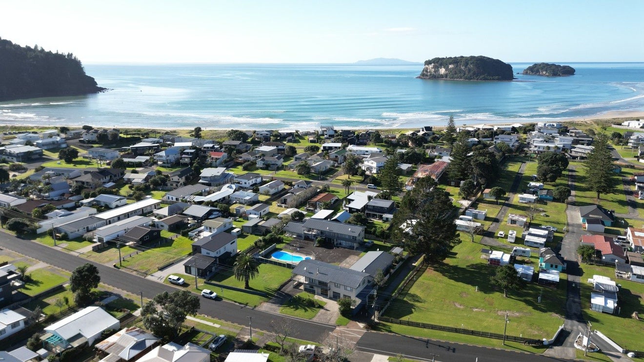 9/106 Barbara Avenue, Whangamata, Whangamata - Carousel 21