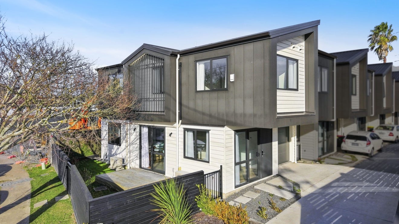 38A Dale Crescent, Pakuranga, Auckland - Carousel 2